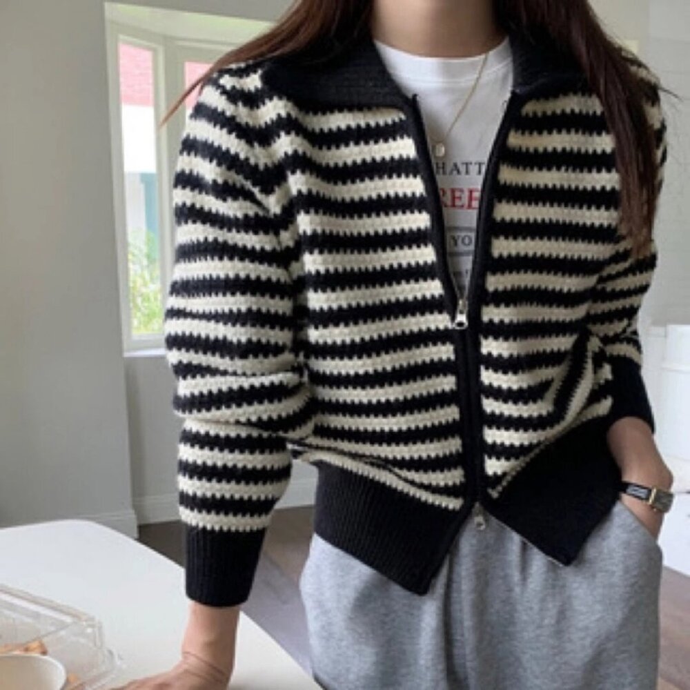 NWT Women's Long Sleeve Striped Zip Cardigan Black/White US Size S